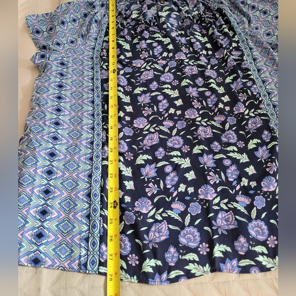 Talbott Plus Size Top - Picture 9 of 9